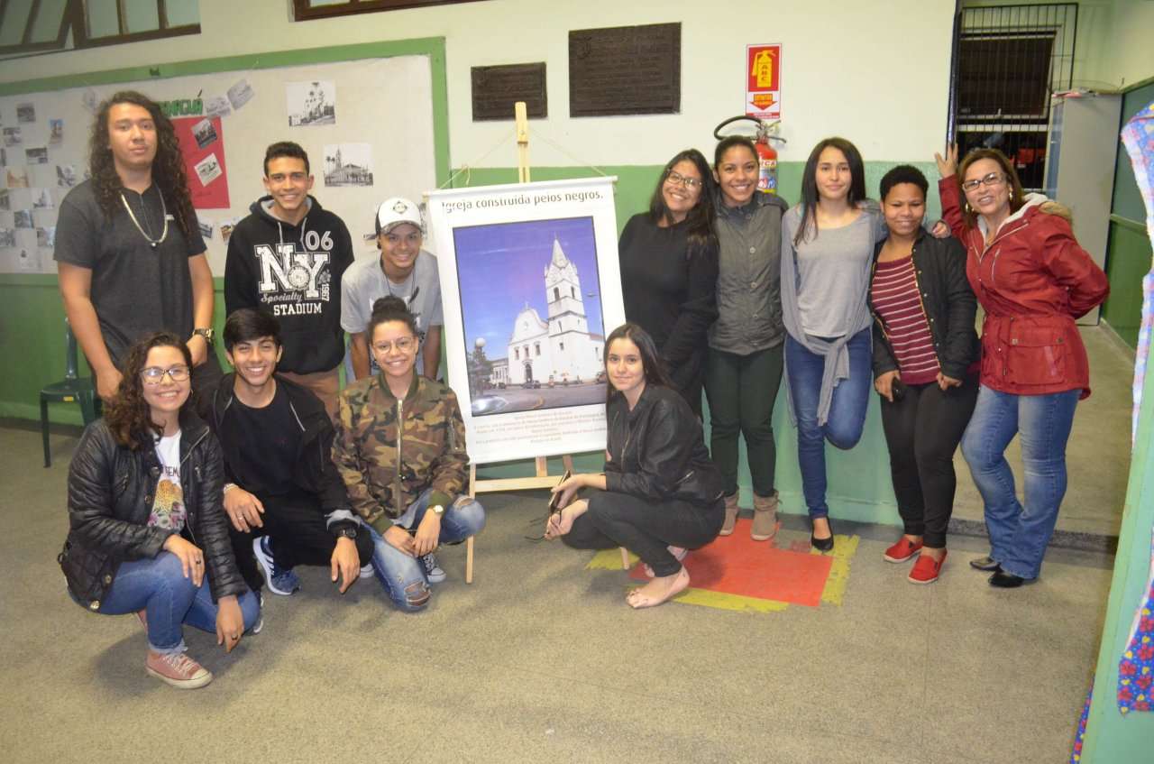 Paineis com pontos turísticos foram apresentados.