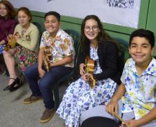 Grupo Mirim do Fandango Mestre Eugênio marcou presença.