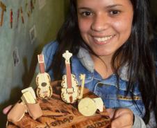 Geovana do Carmo, 16 anos, contou que tudo era novidade ao londo das pesquisas.