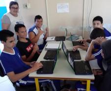 AULA DE HISTÓRIA - COLÉGIO MARIA ARMINDA - ANTONINA.