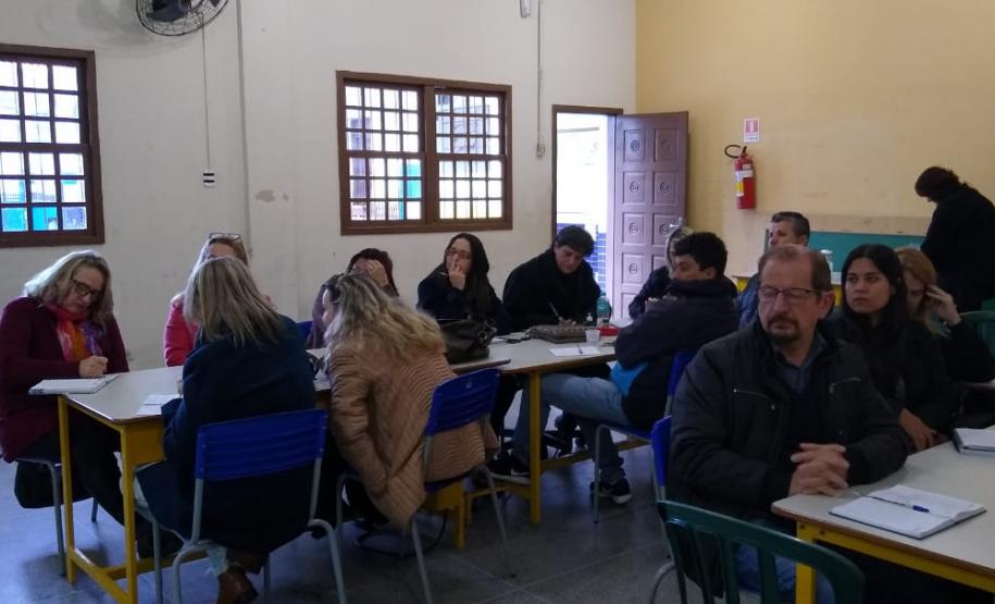 IV ENCONTRO FORMATIVO DAS EQUIPES GESTORAS Encontro com os Gestores e Pedagogos das escolas estaduais de Matinhos, Pontal do Paraná e Guaratuba