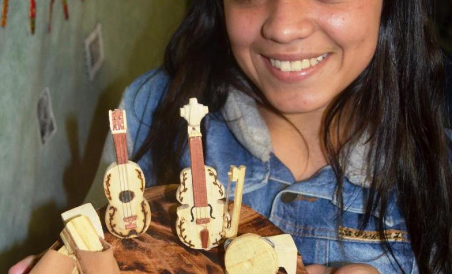 Geovana do Carmo, 16 anos, contou que tudo era novidade ao londo das pesquisas.