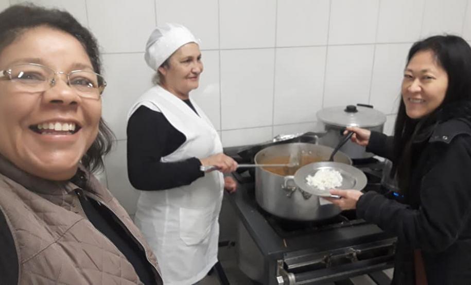 Barreado foi servido no final do evento.